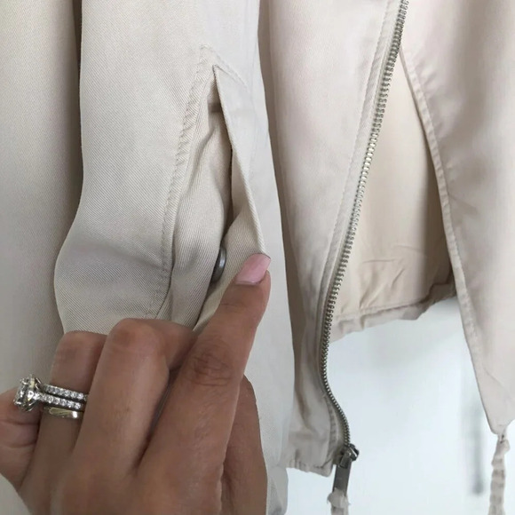Abercrombie & Fitch Beige Asymmetrical Moto Biker Style Jacket Size Small - Picture 8 of 15
